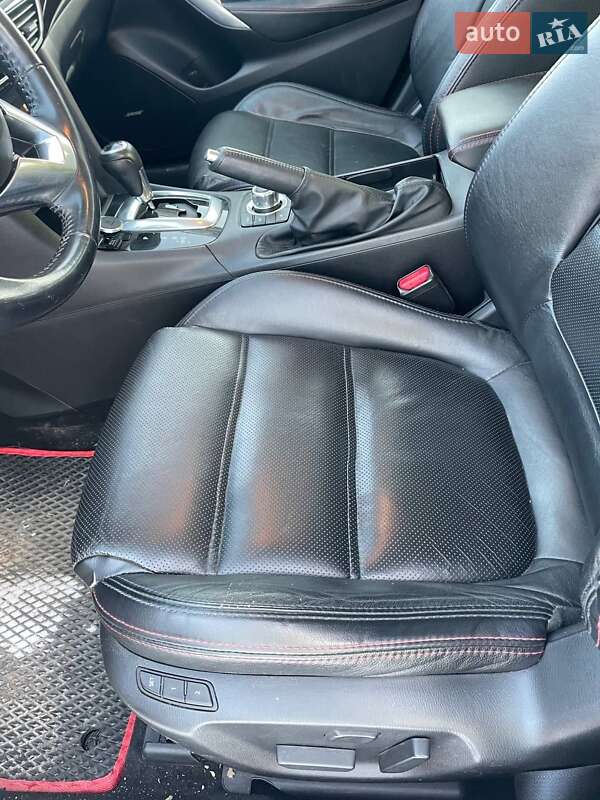 Седан Mazda 6 2013 в Вороновице