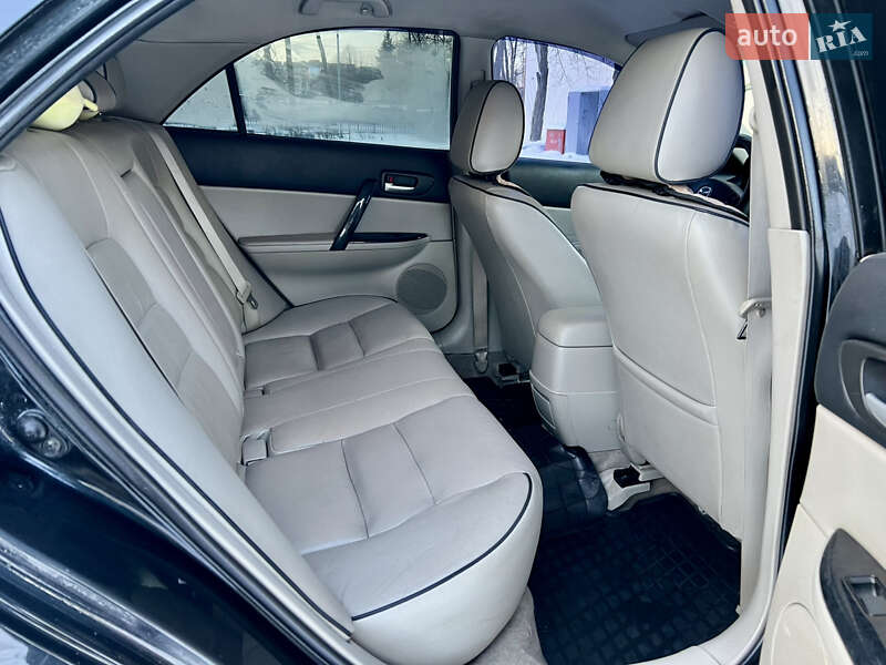 Седан Mazda 6 2007 в Днепре