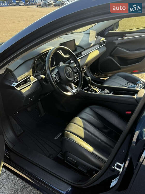 Седан Mazda 6 2018 в Львове