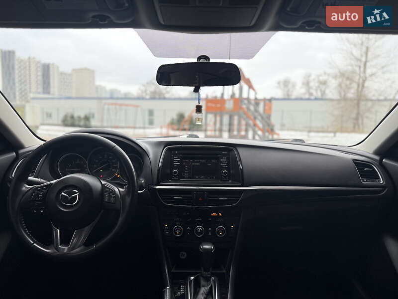 Седан Mazda 6 2014 в Киеве