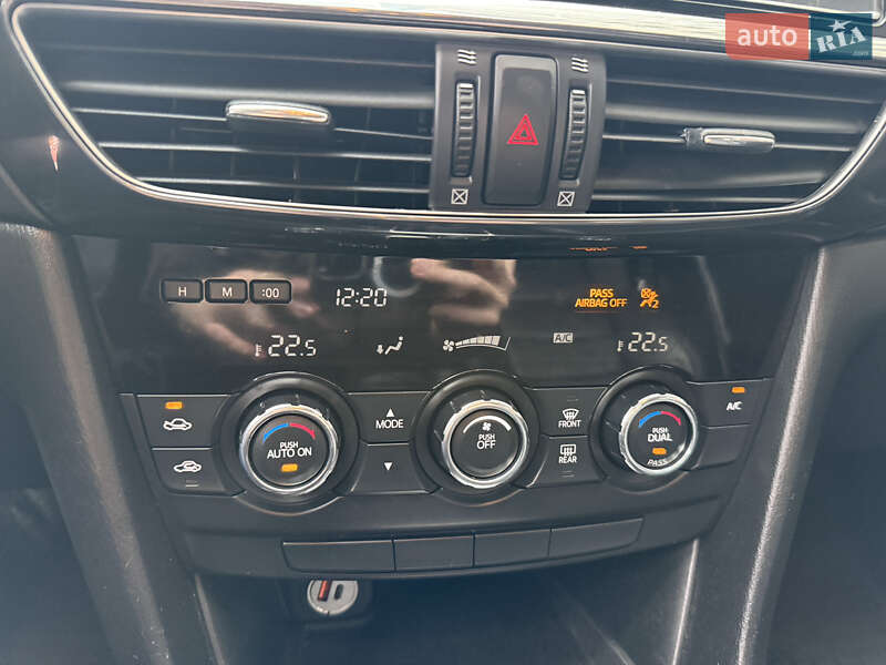 Седан Mazda 6 2014 в Киеве