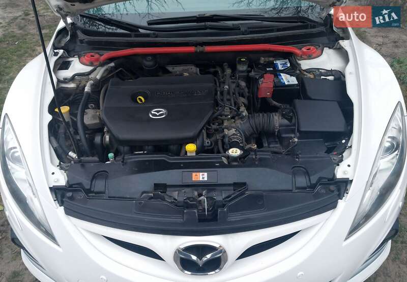 Седан Mazda 6 2010 в Кременчуці