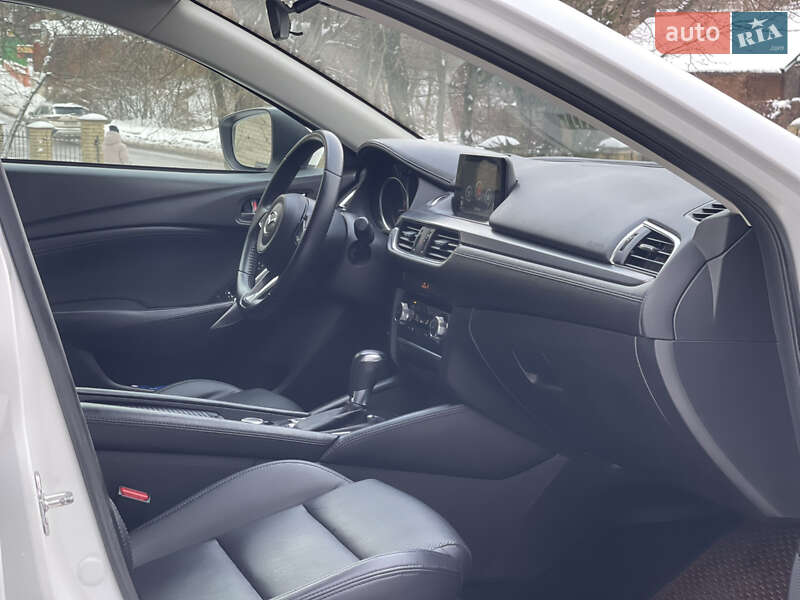 Седан Mazda 6 2016 в Вінниці