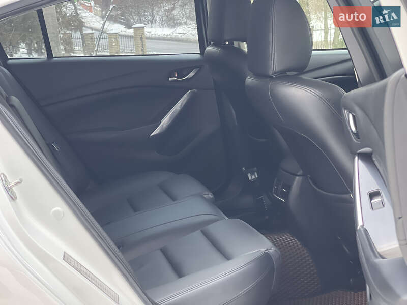 Седан Mazda 6 2016 в Вінниці
