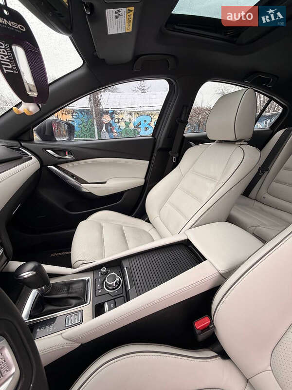 Седан Mazda 6 2017 в Харькове