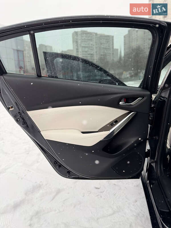 Седан Mazda 6 2017 в Харькове