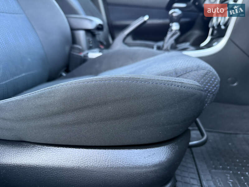 Универсал Mazda 6 2007 в Ровно фото 48 Универсал Mazda 6 2007 в Ровно