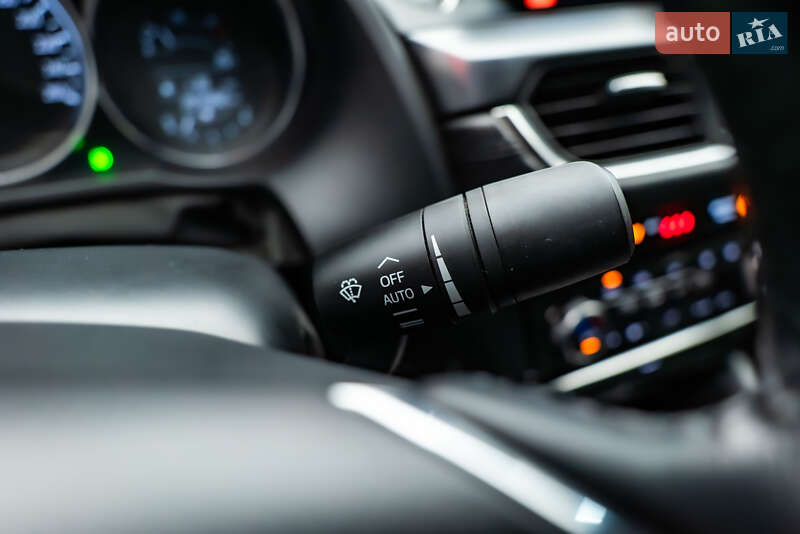 Седан Mazda 6 2017 в Киеве