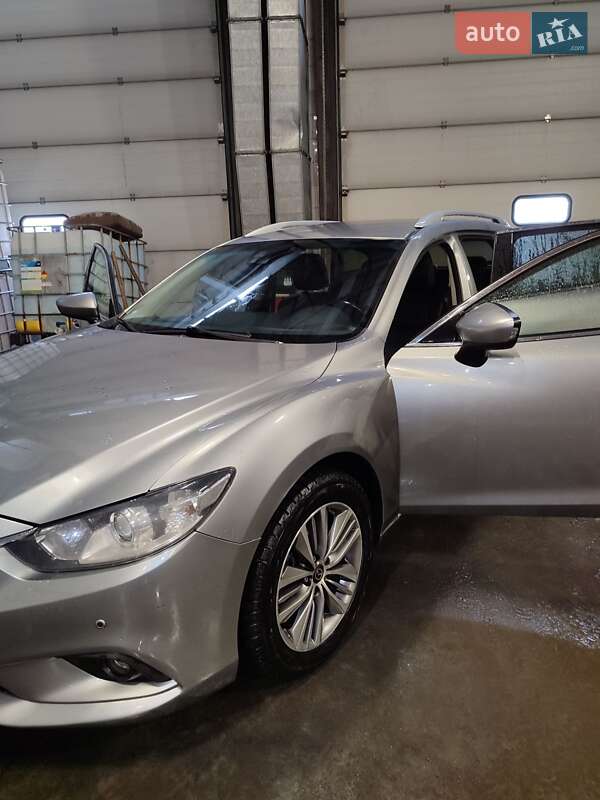 Универсал Mazda 6 2013 в Киеве