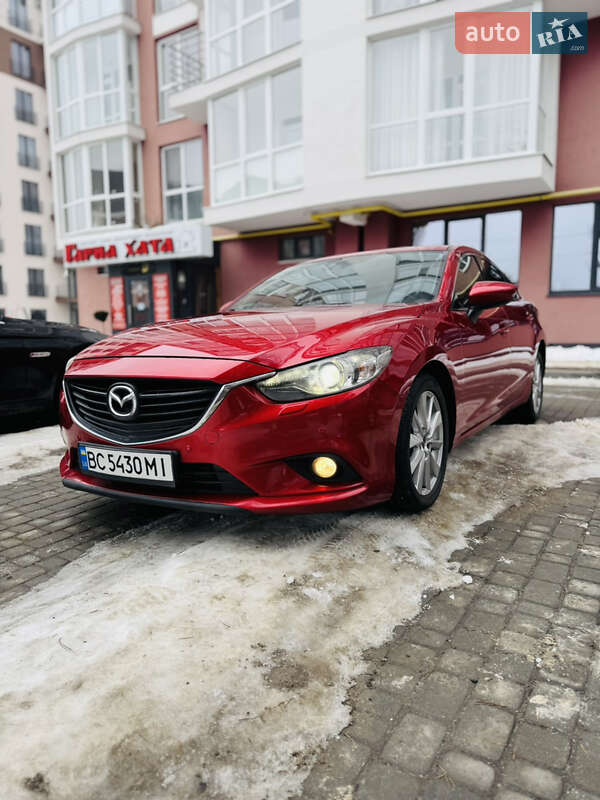 Седан Mazda 6 2014 в Новояворівську