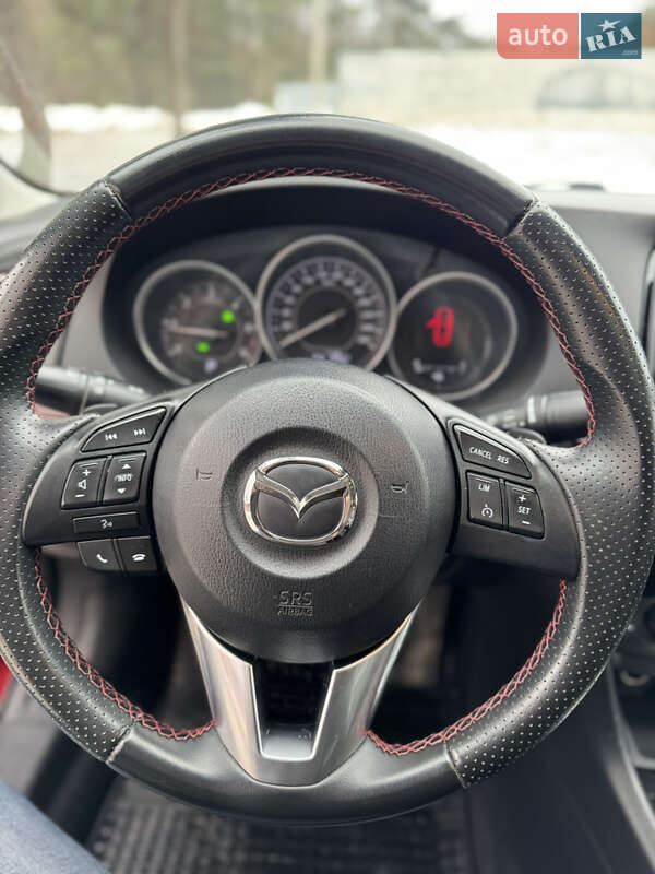 Седан Mazda 6 2014 в Новояворівську