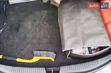 Седан Mazda 6 2003 в Запорожье