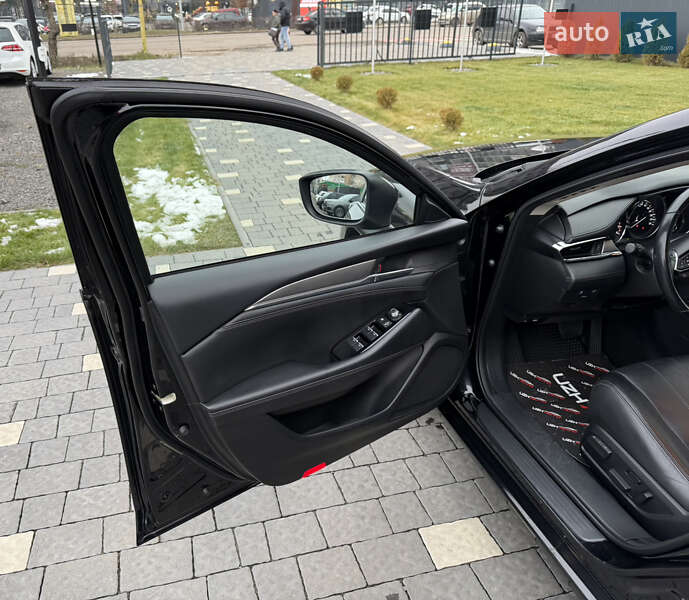 Седан Mazda 6 2018 в Ужгороді