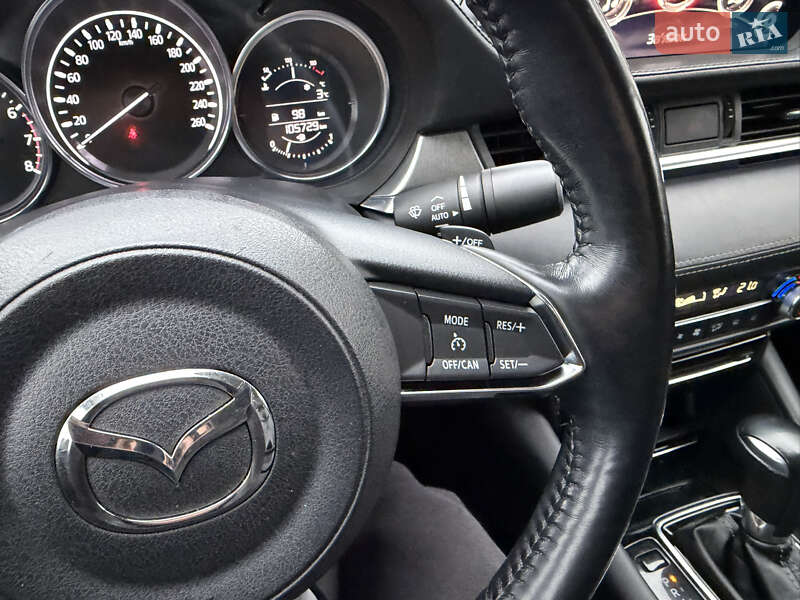 Седан Mazda 6 2018 в Ужгороді