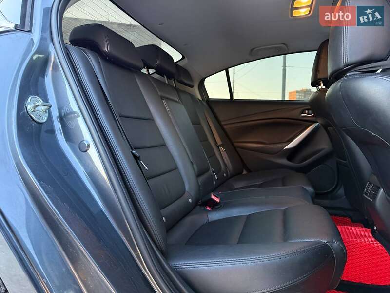 Седан Mazda 6 2015 в Киеве