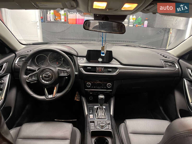 Седан Mazda 6 2016 в Дніпрі