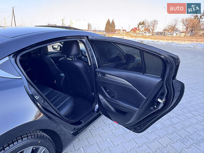 Седан Mazda 6 2018 в Бродах