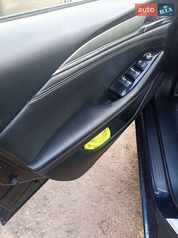 Седан Mazda 6 2020 в Львові