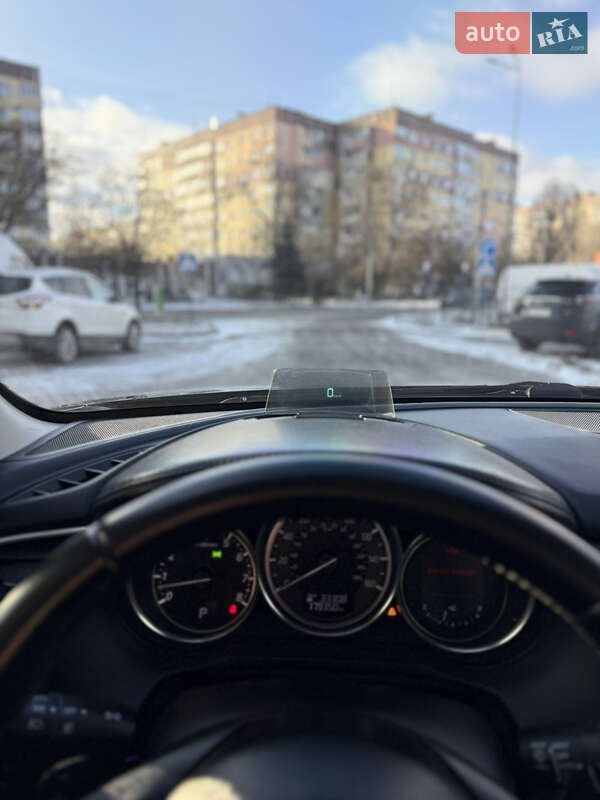 Седан Mazda 6 2015 в Днепре