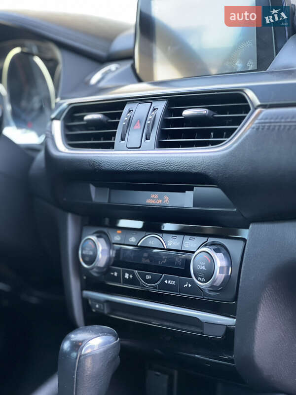 Седан Mazda 6 2016 в Миколаєві