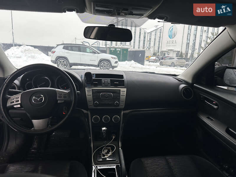 Седан Mazda 6 2010 в Киеве