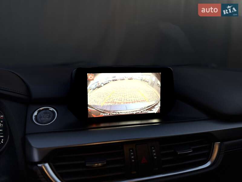 Седан Mazda 6 2017 в Львові