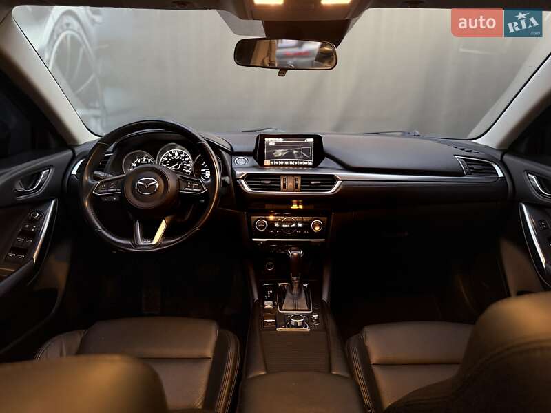 Седан Mazda 6 2017 в Львові