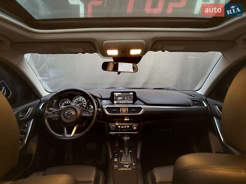 Седан Mazda 6 2017 в Львові