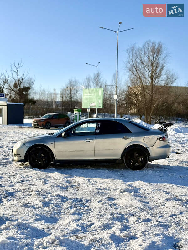 Седан Mazda 6 2002 в Киеве