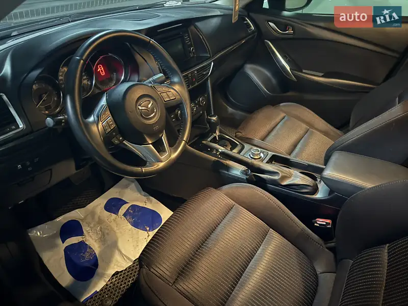 Mazda 6