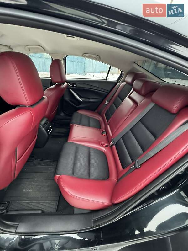Седан Mazda 6 2014 в Черкасах