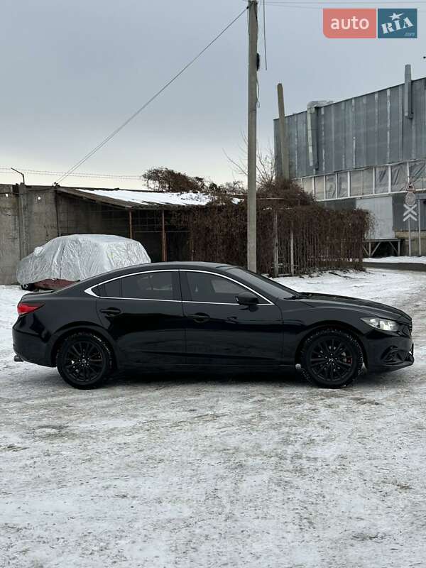 Седан Mazda 6 2014 в Черкасах