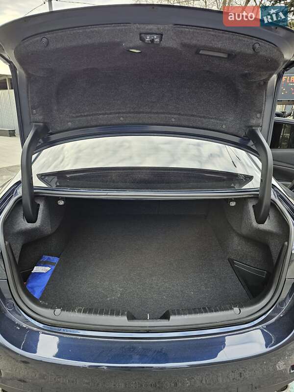 Седан Mazda 6 2016 в Запоріжжі