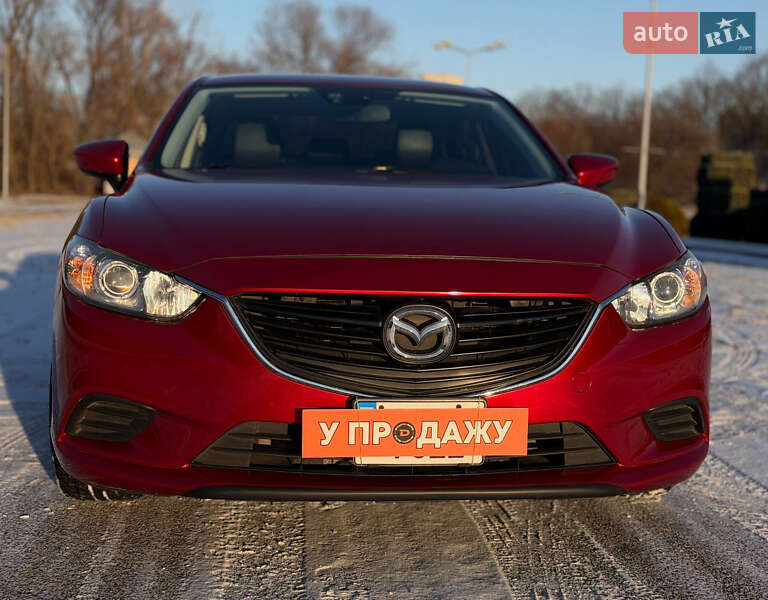 Седан Mazda 6 2013 в Днепре