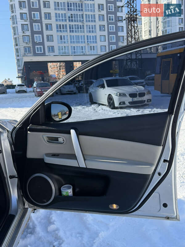Седан Mazda 6 2009 в Бучі