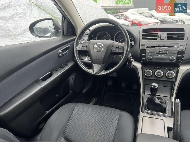 Универсал Mazda 6 2010 в Киеве