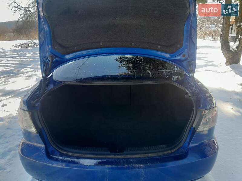 Седан Mazda 6 2005 в Красилові