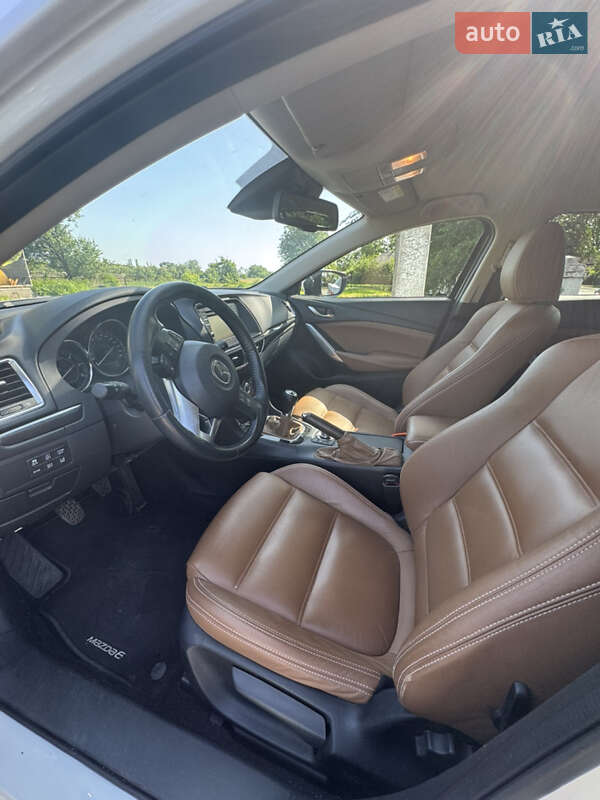 Універсал Mazda 6 2014 в Царичанці