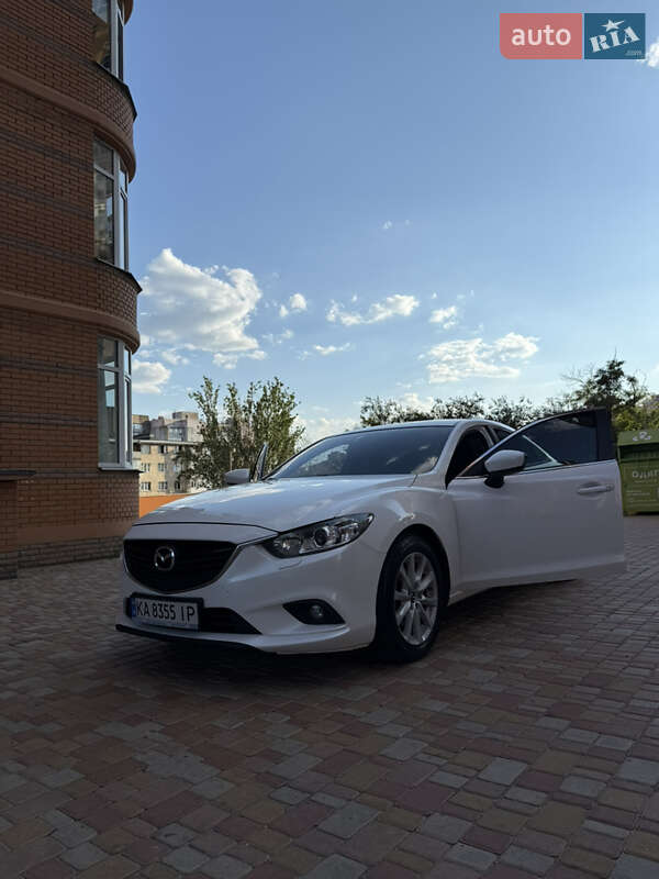 Седан Mazda 6 2015 в Кривому Розі
