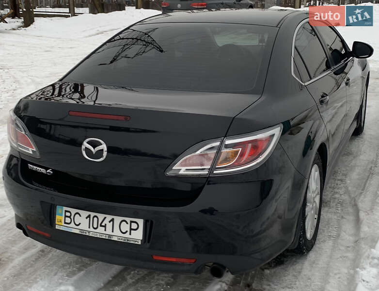 Седан Mazda 6 2011 в Новом Роздоле