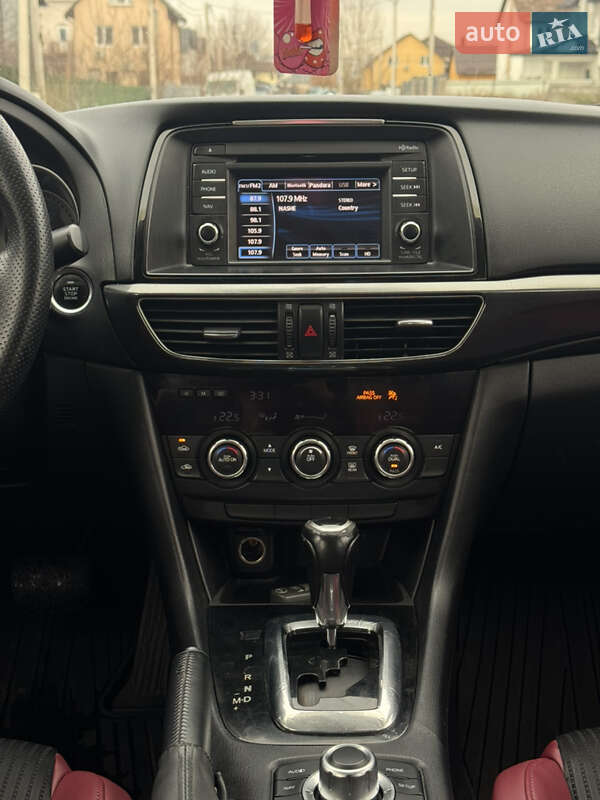 Седан Mazda 6 2014 в Києві