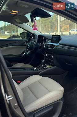 Седан Mazda 6 2016 в Киеве