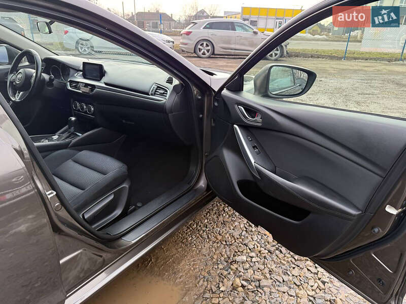 Седан Mazda 6 2015 в Коломые