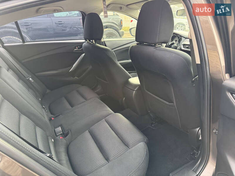 Седан Mazda 6 2015 в Коломые