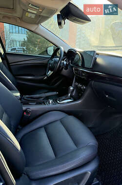 Седан Mazda 6 2014 в Днепре