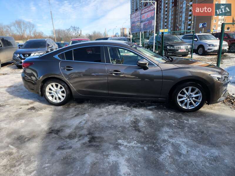 Седан Mazda 6 2016 в Киеве