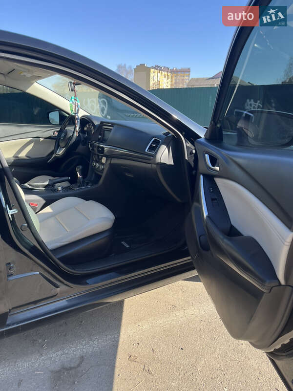 Седан Mazda 6 2013 в Ивано-Франковске