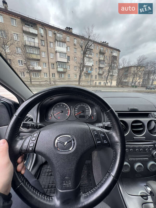 Седан Mazda 6 2005 в Днепре