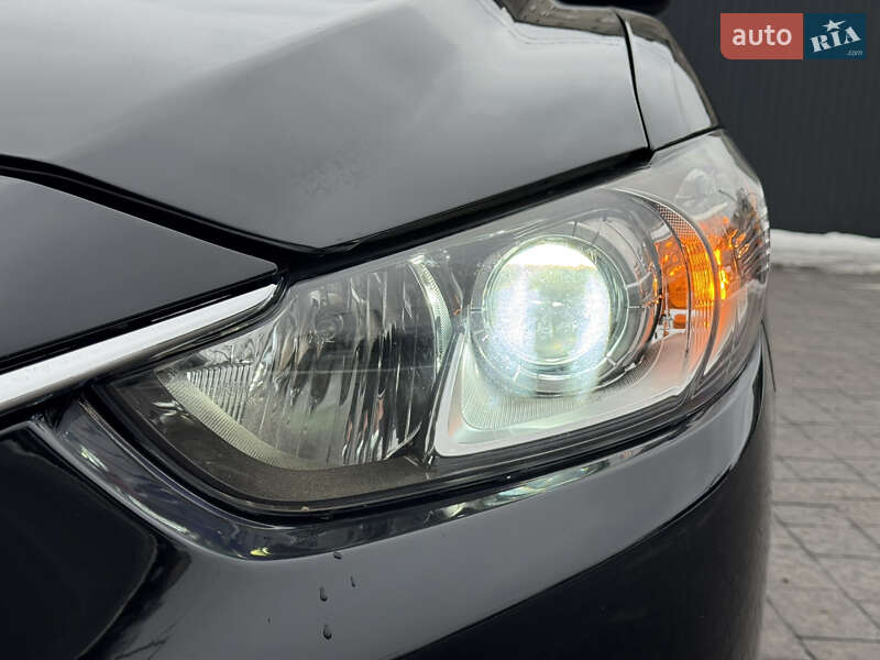 Седан Mazda 6 2014 в Івано-Франківську