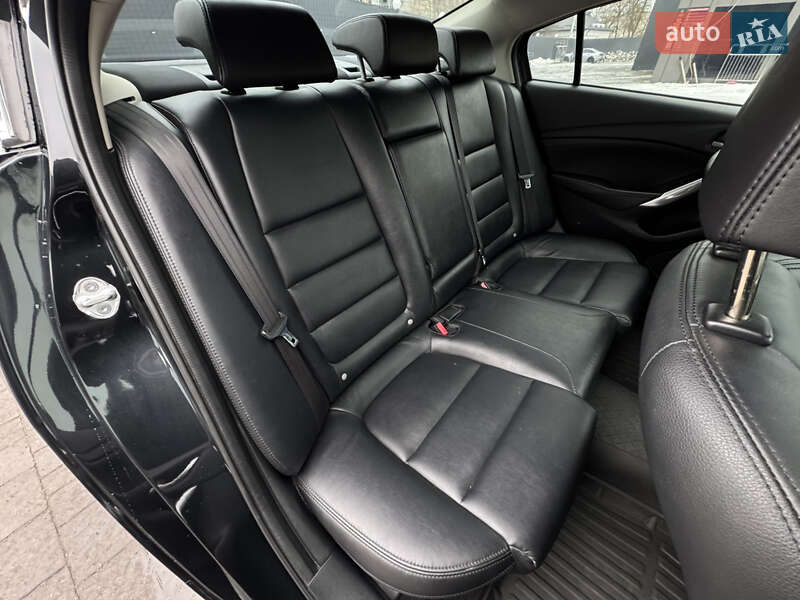 Седан Mazda 6 2014 в Івано-Франківську